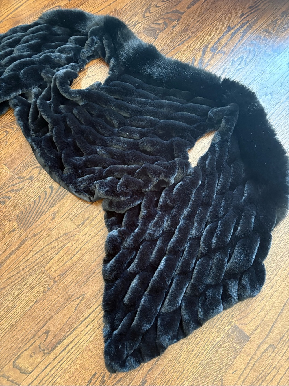 Vest - Picture 4 of 9